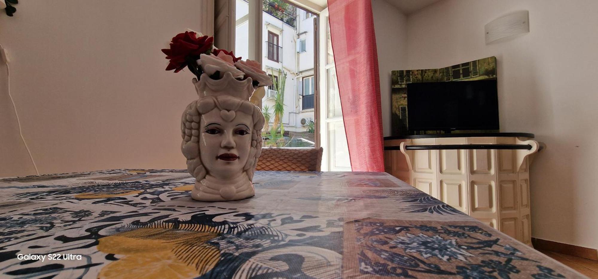 Home Indipendenza Палермо Екстериор снимка